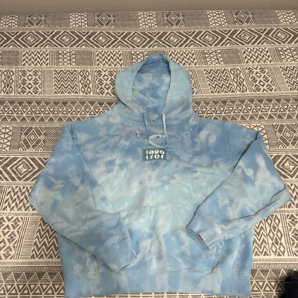Taylor swift 1989 tie dye hoodie